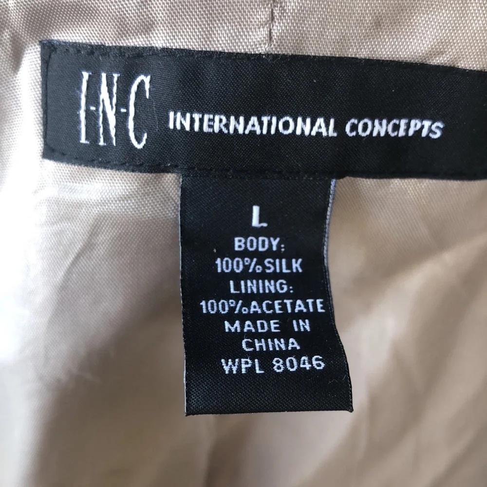 Silk will short waist motorcycle style jacket with zippers - Picture 7 of 12